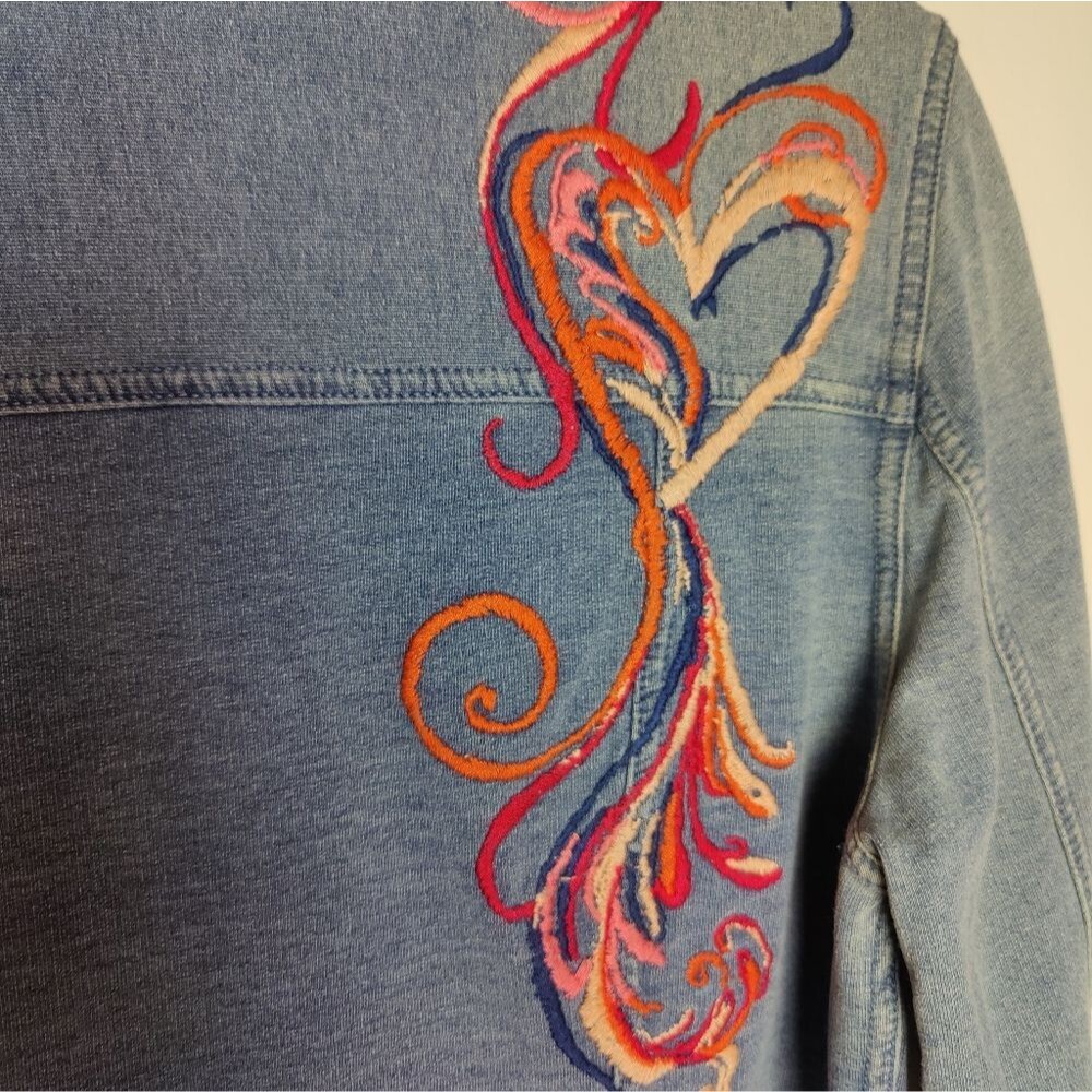Zenergy by Chico's French Terry Indigo Stretch Embroidered Jean Jacket, Sz 1 (M) - Picture 7 of 10